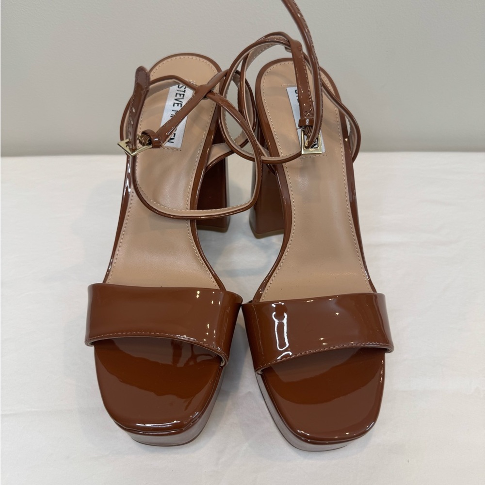 New Steve Madden Glossy Brown Block Heels, Size 10M